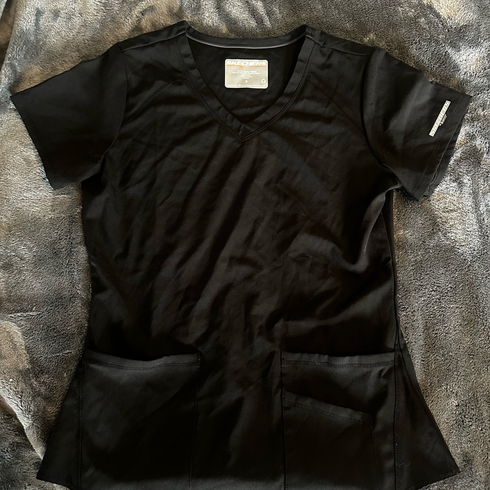 Sketchers Black V-Neck Scrub Top